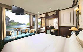 Amanda Luxury Cruise